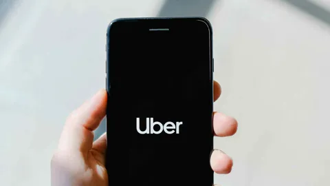 Uber live video showing a parent monitoring a teen ride in real time
